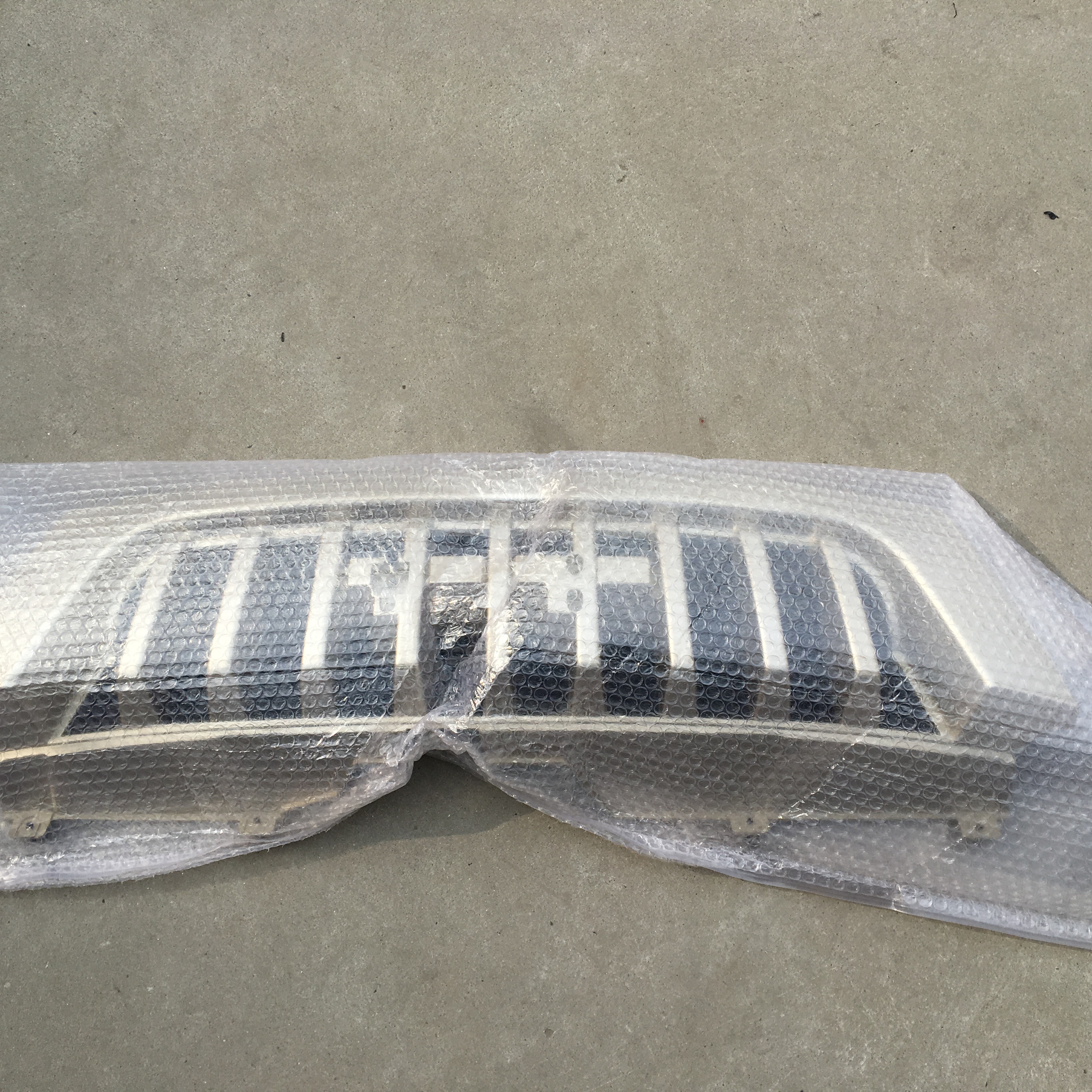 FRONT GRILLE