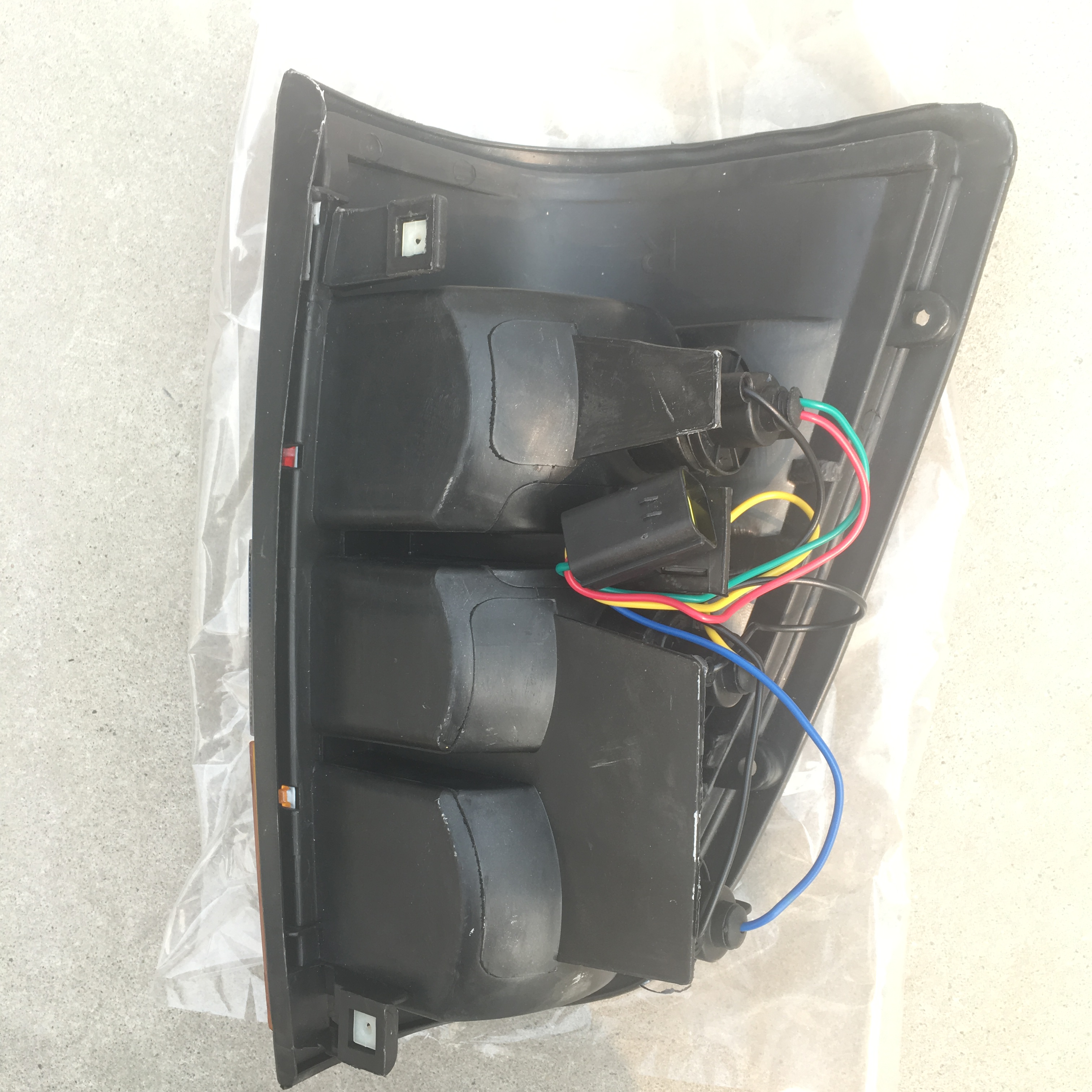 ไฟท้าย 98 (ซ้าย) - CSD-QL-223 - 4