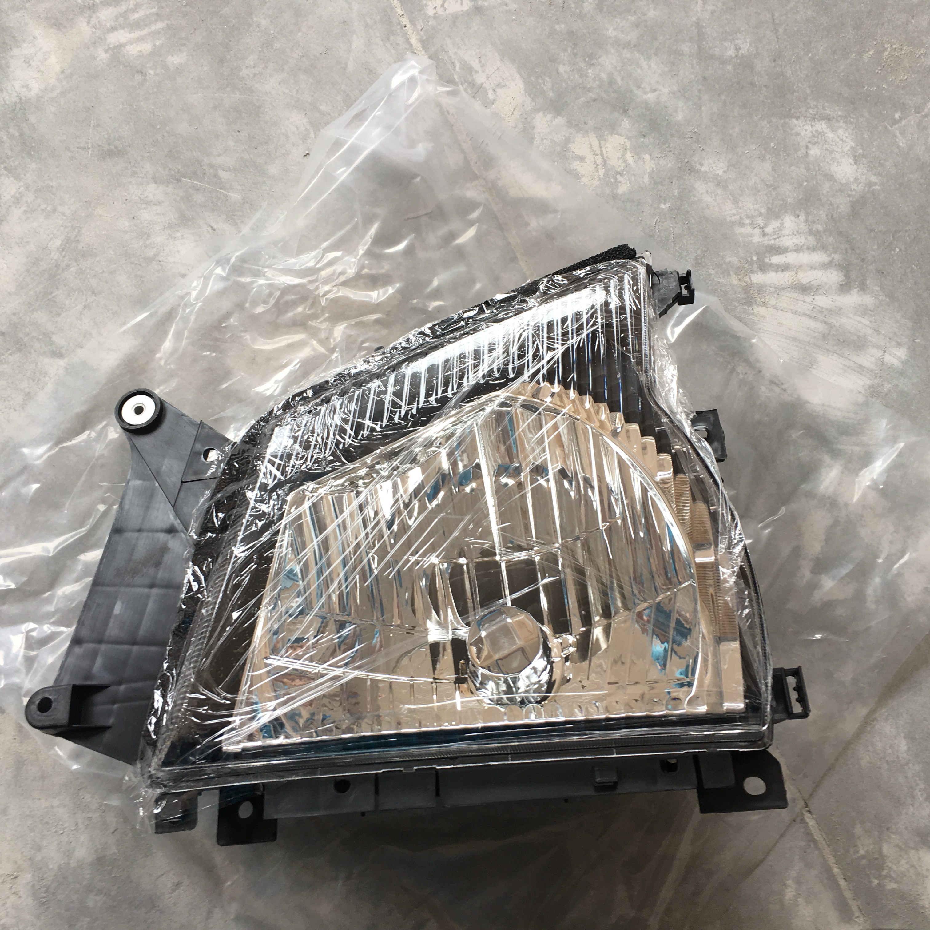 head lamp-RH