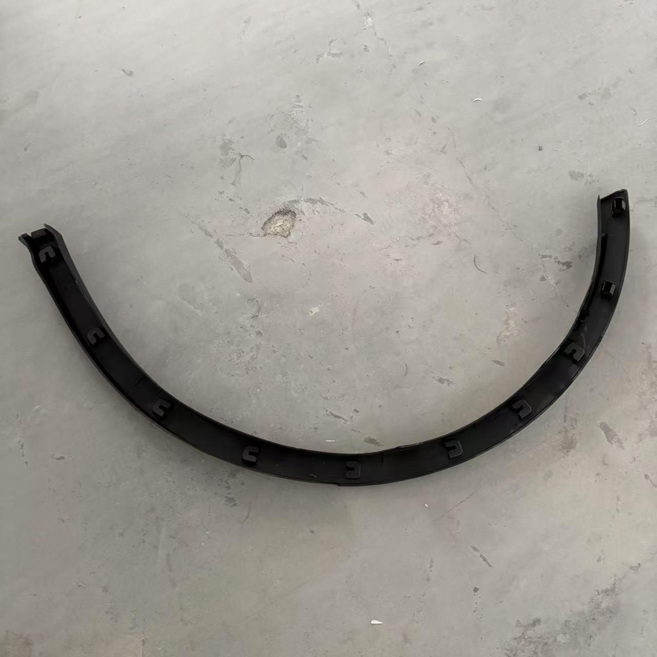 后轮眉RH