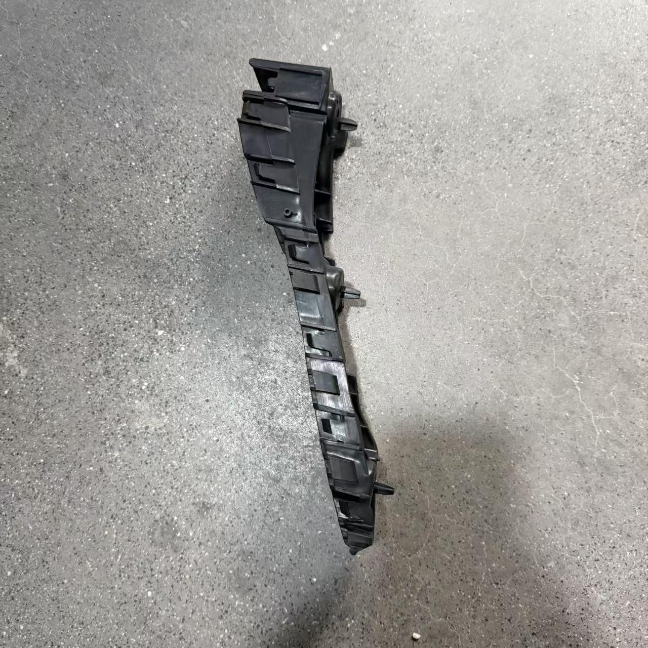 BUMPER BRACKET LH - MP2-17752-BA - 3