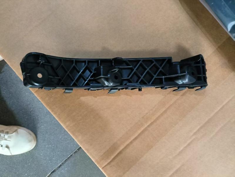 BUMPER BRACKET LH