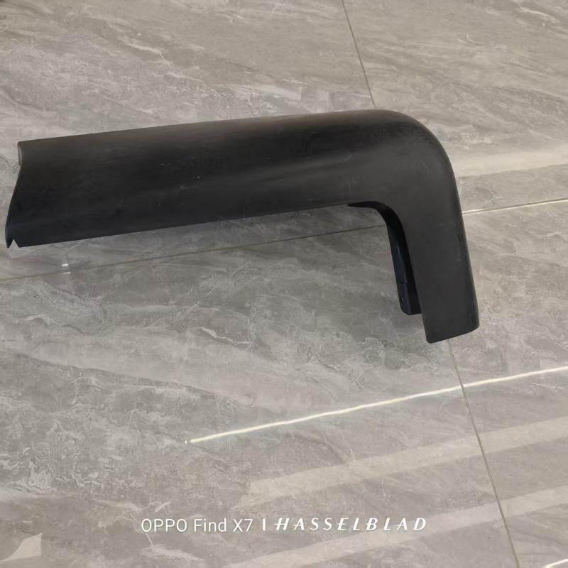 REAR BUMPER SIDE GUARD LH - MC19-17927-AAW - 4