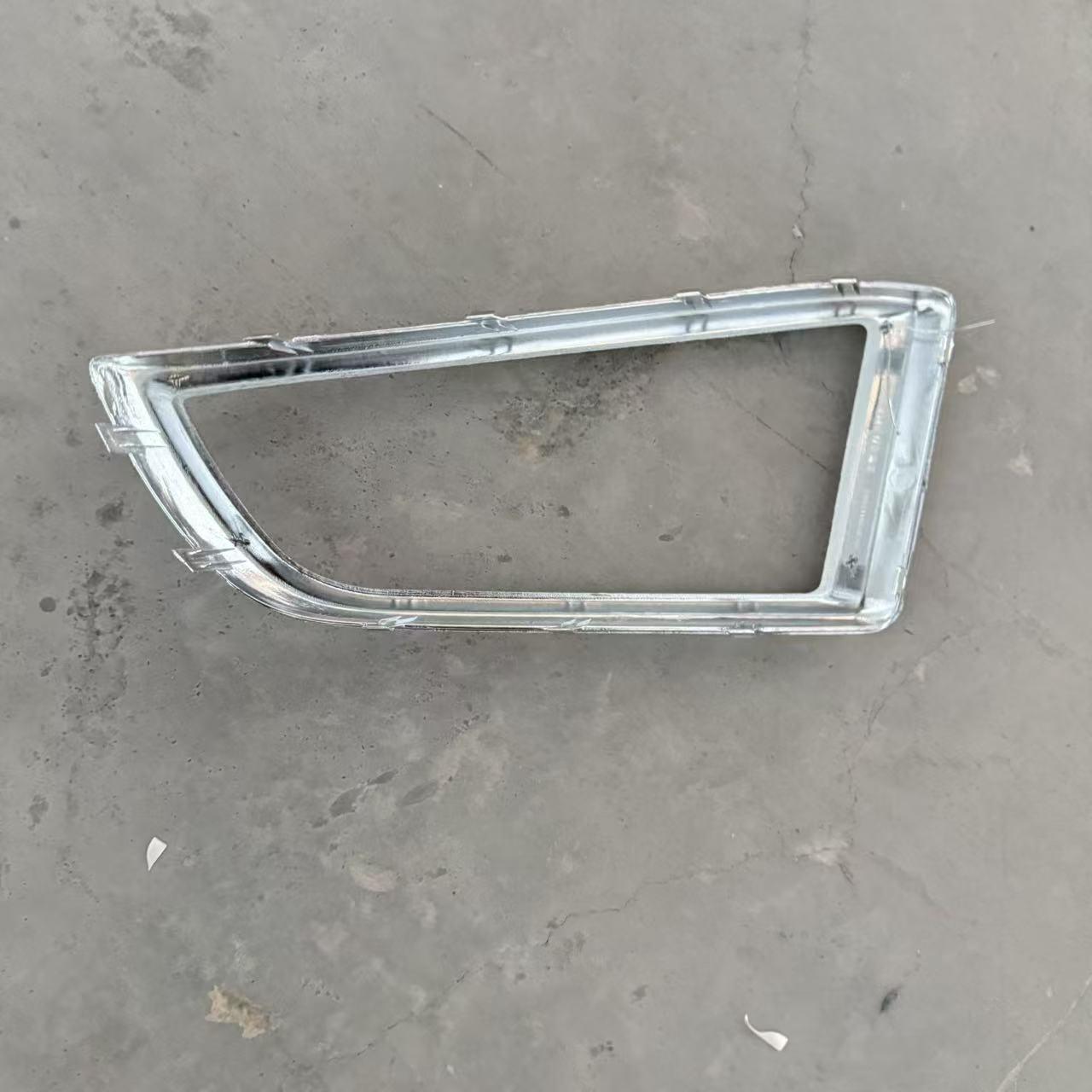 FOG LAMP COVER CHROME LH
