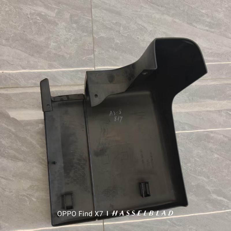 REAR BUMPER SIDE GAURD RH - MC19-17926-BAXWAA - 5