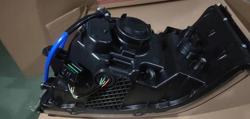 HEAD LAMP LH - 4121100W5000 - 4