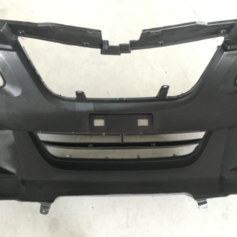 Ön tampon (2WD) - E9P217859GA - 3