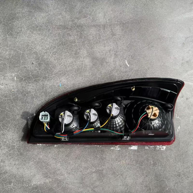 tail lamp RH