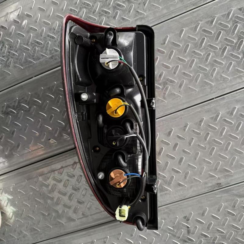 tail lamp-RH
