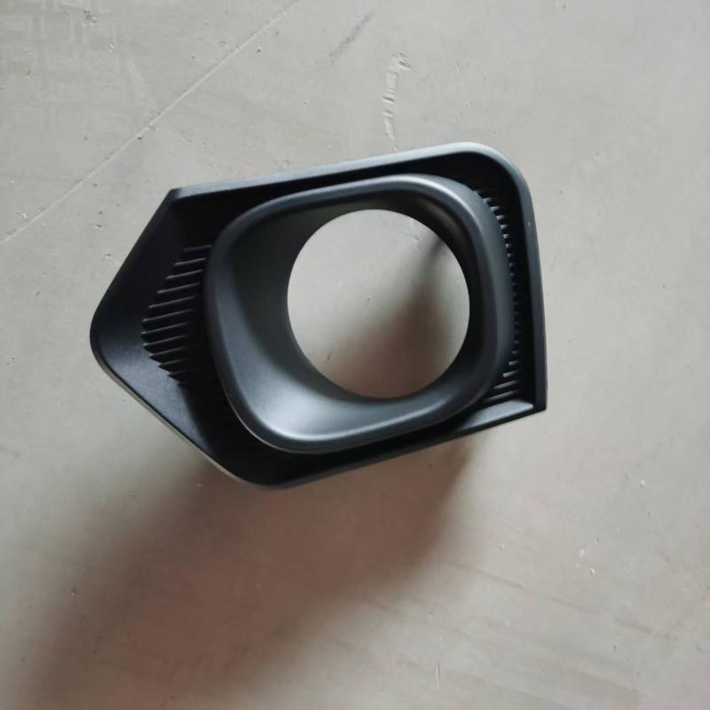 FOG LAMP COVER RH - MP2-17834-BA