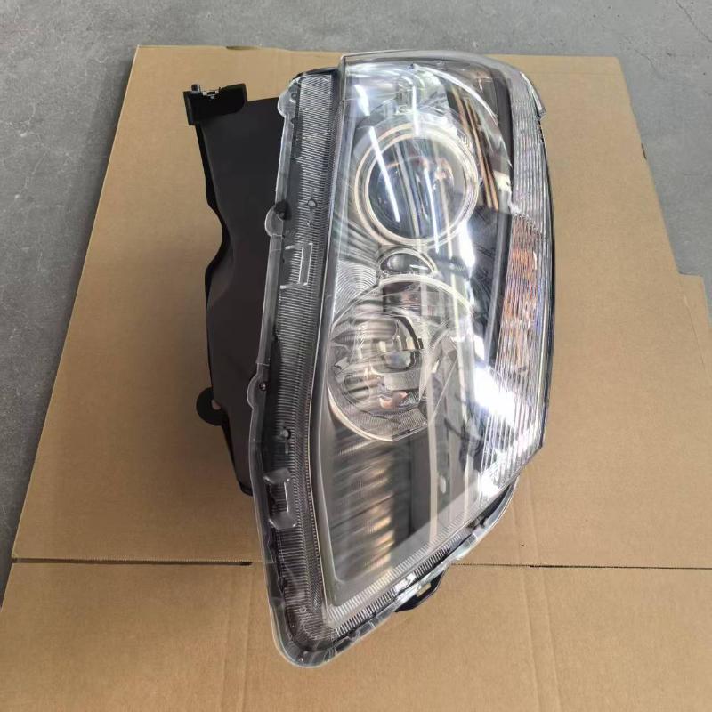 HEAD LAMP MANU RH - T25-018DX/8-98222278-0 - 3