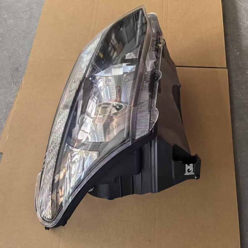 HEAD LAMP ELE-RH - C8974380820 - 4