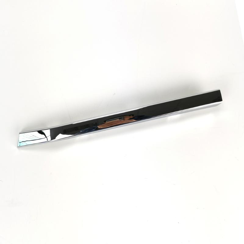 LICENSE PLATE LIGHT BAR LH