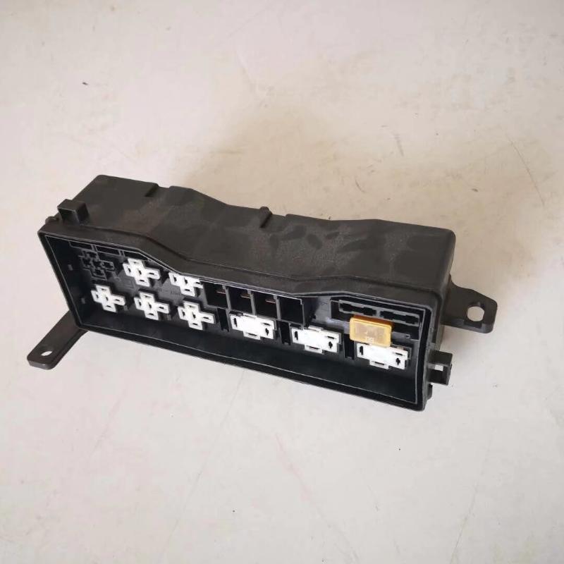 FUSE BOX NPR 4.3-WITH 9 FILMS AND 4 SCREW - 8-97063150-1-IN - 4