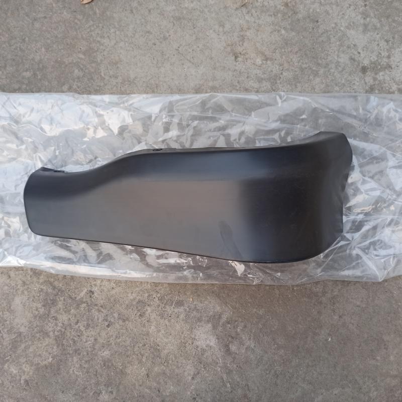 Rear bumper corner