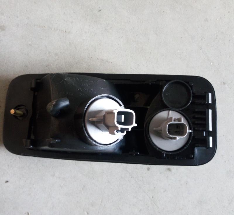 DOOR LAMP -WHITE RH