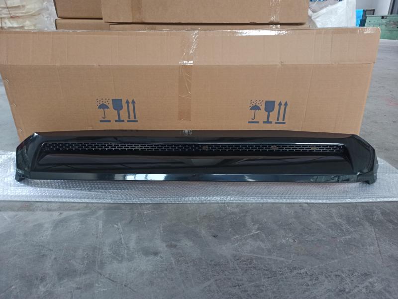 Kaputta parlak şeritlerin elektrokaplanması - 76180-0C010 - 5