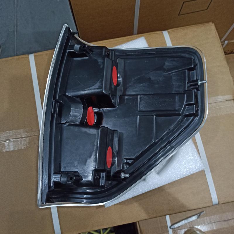 الضوء الخلفي - AL3J-13B504-A - 5
