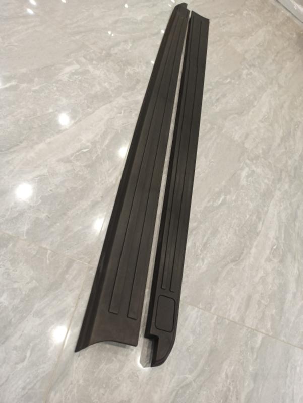 لوحات الزخرفة العلوية اليمنى واليسرى للمقطورة الخلفية - FL3Z-84291A40-AA - 3