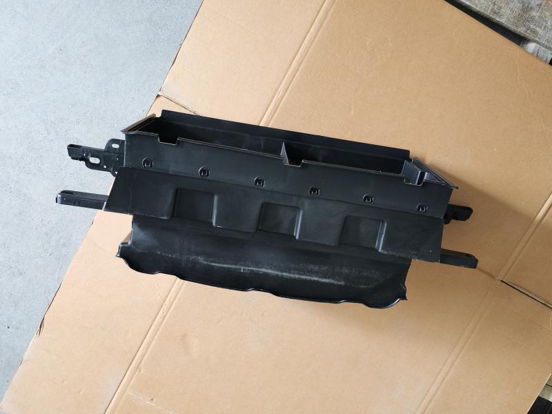 fan cover - FL3Z-8475-D - 4