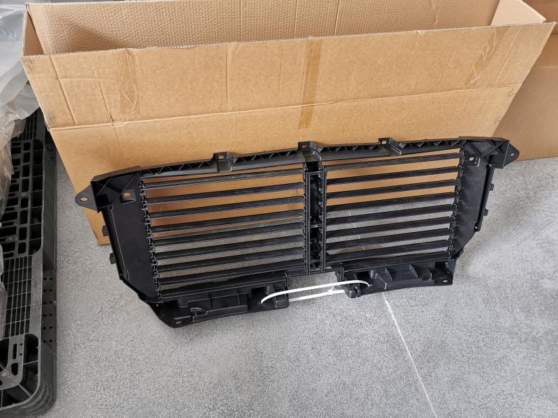 fan cover - FL3Z-8475-F - 4