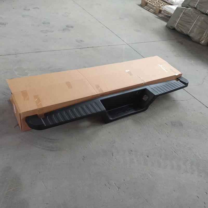 Pedal del parachoques trasero - HL34-17B810-BDW - 3