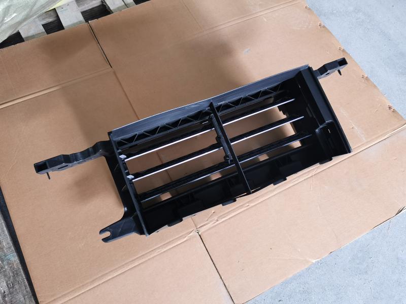 Hood - ML3Z-8475-B - 3