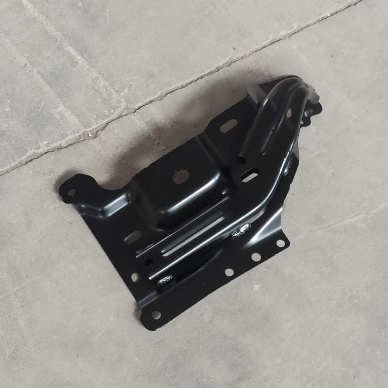 front bumper lower bracket - ML3Z-17B985-A - 4