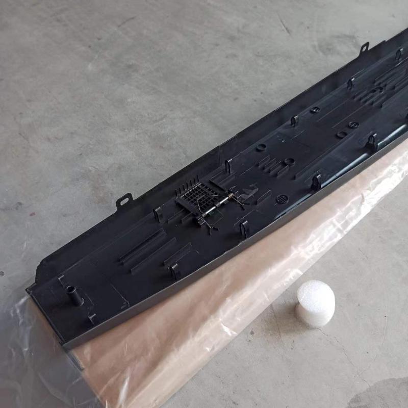 tailgate trim panel