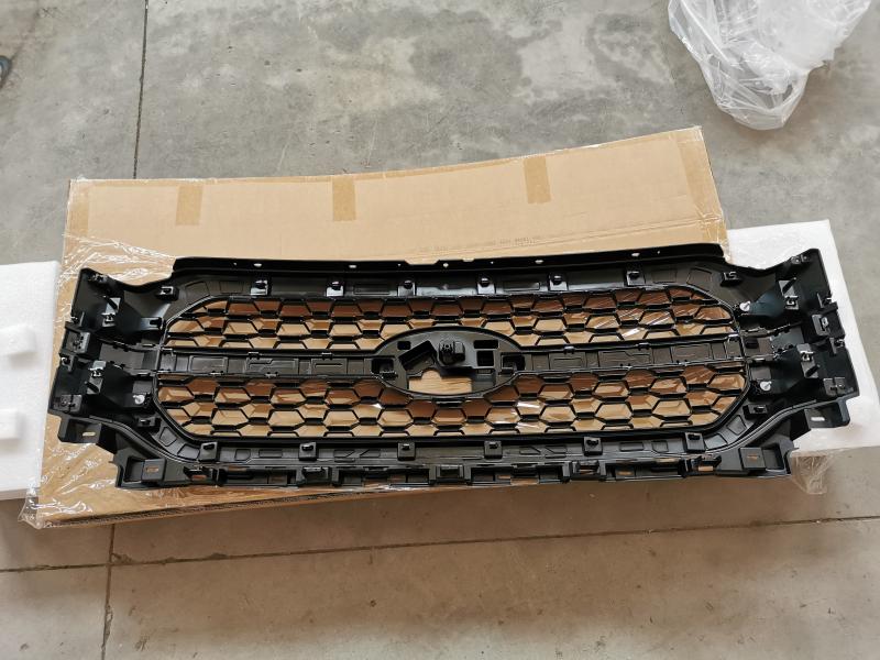 grille - ML3Z-8200-HA - 6
