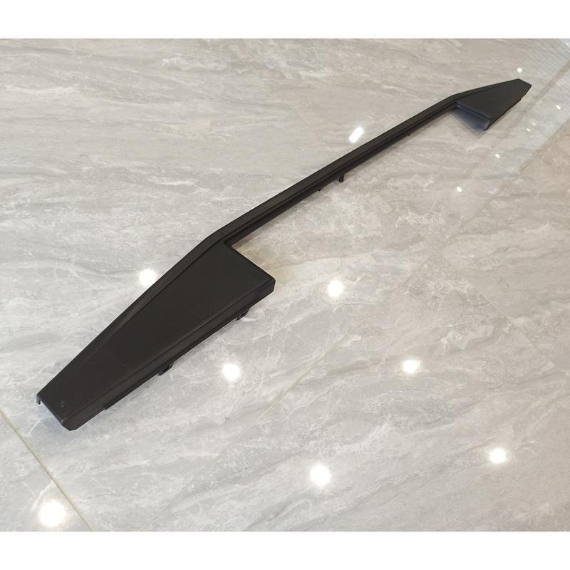 Moldura superior del portón trasero con apertura - FL3Z-9941018-AB - 3