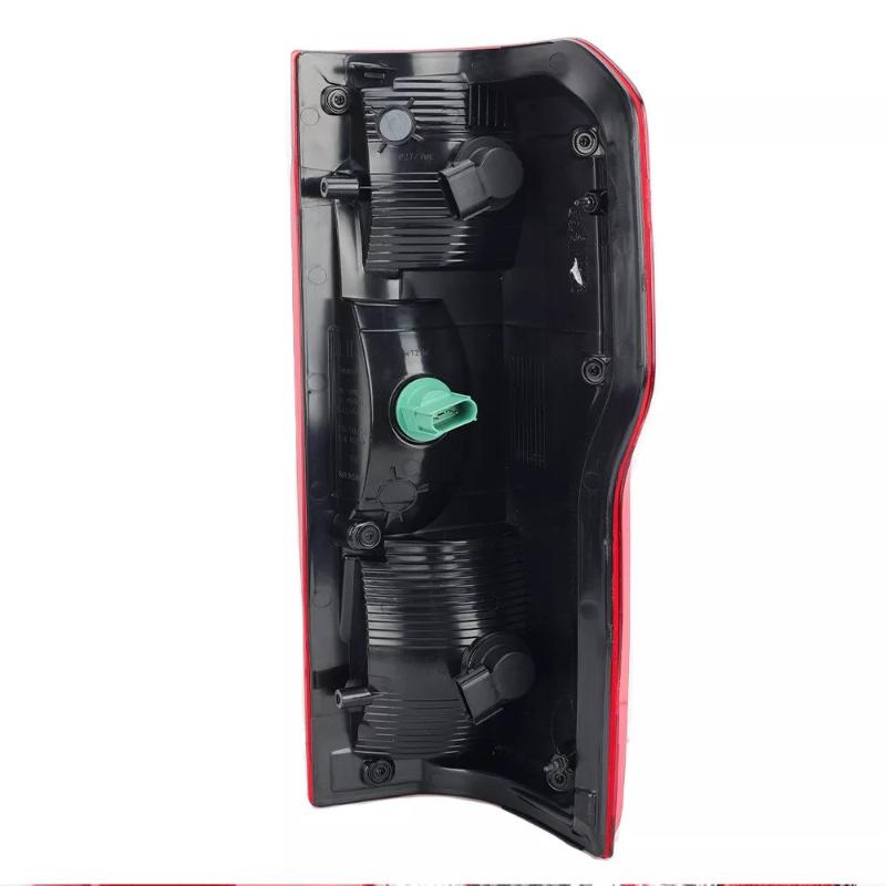 ไฟท้าย ระดับต่ำ - PC3Z13404D - 4