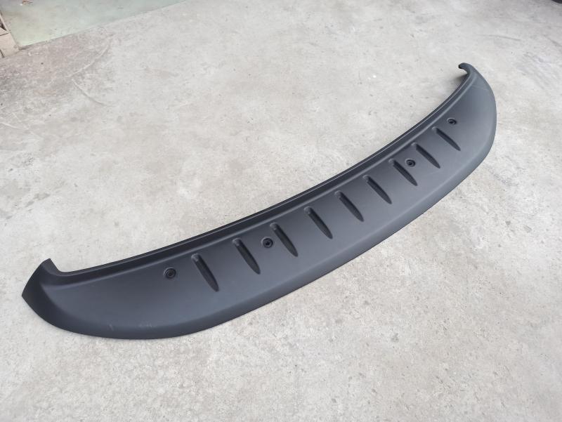 Front bumper lower trim