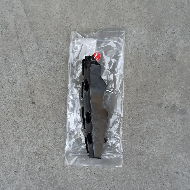 Front bumper bracket