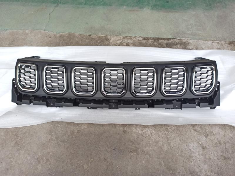 Front grille mesh