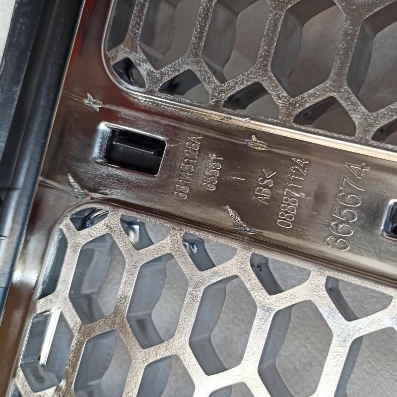 Front bumper mesh - 5RM46TZZAA-PFM - 6