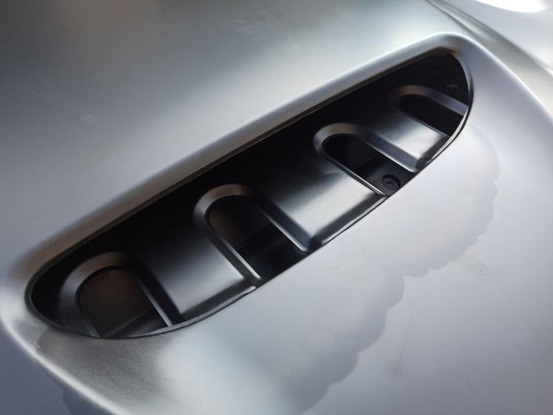 Hellcat triple-vent hood - 47480837AA - 3