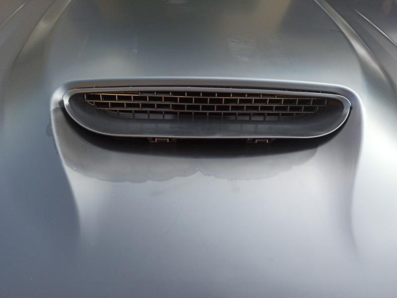 Hellcat triple-vent hood - 47480837AA - 6