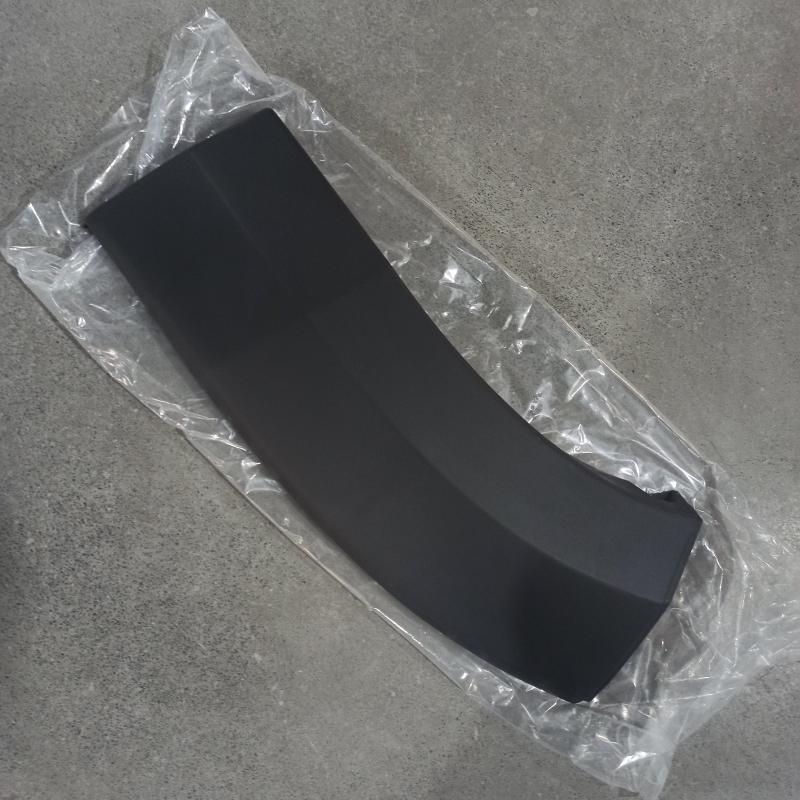 Front center wheel arch