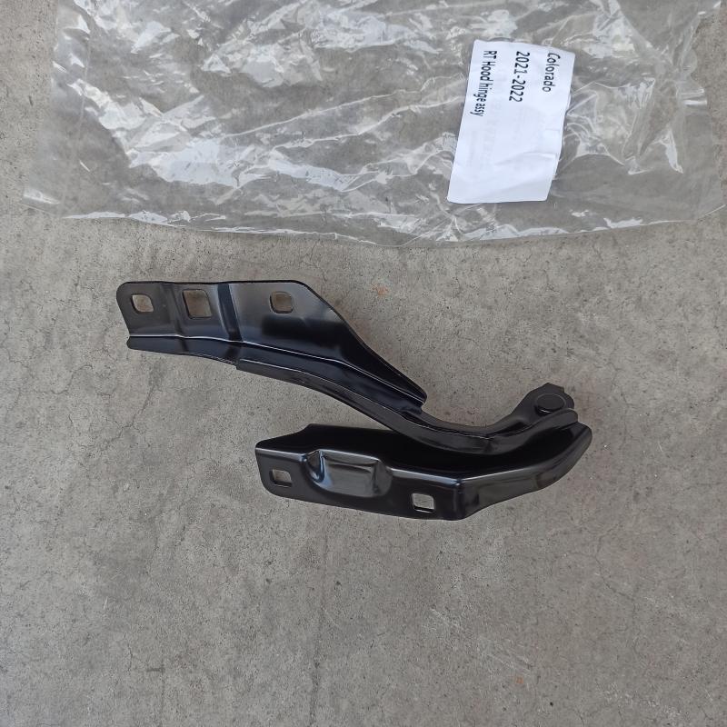 hood support bracket