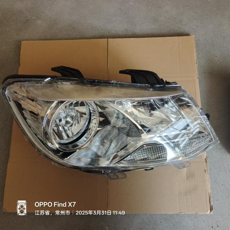 Front headlight electric (LH/RH) - 4121010-FA02