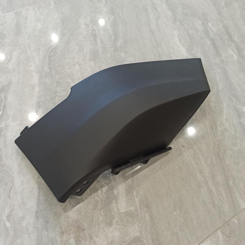 Front bumper lower corner