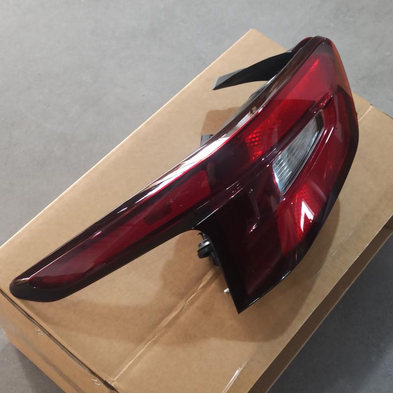 Rear taillight