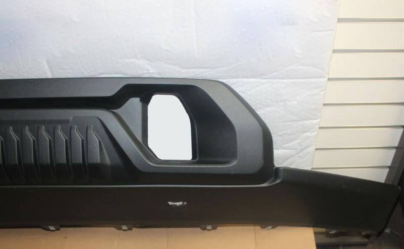 Front bumper lower section