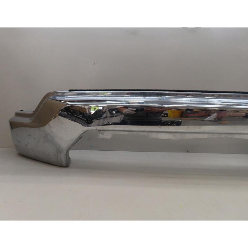 Front bumper trim