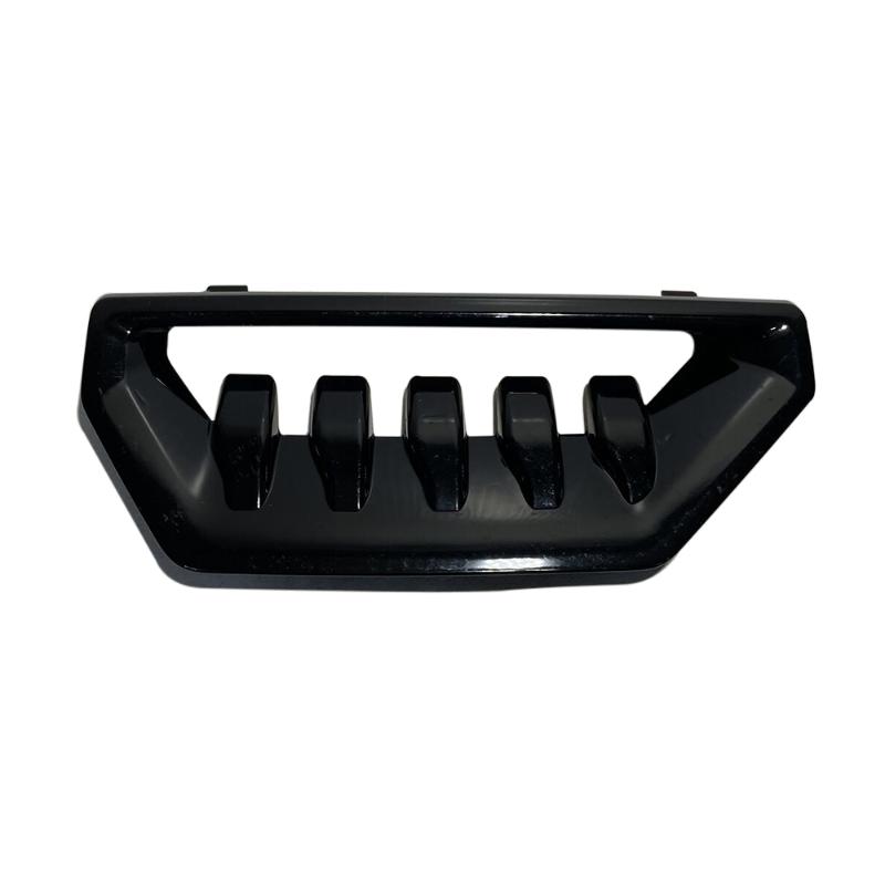 Front bumper upper vent