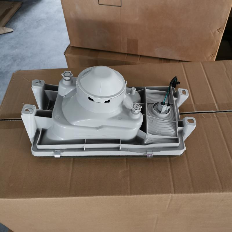 Фары - MB033001-T1 - 5