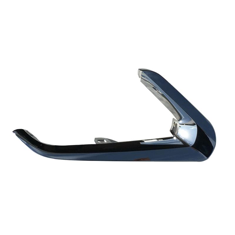 Fog light trim strip