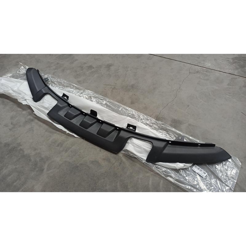 Front bumper lower spoiler
