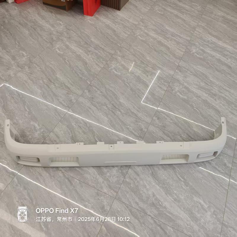 Front bumper (US version) - 8974069621/ 8974069622 - 6
